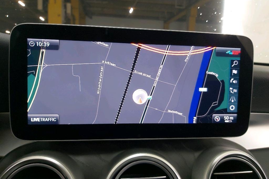 Mercedes-AMG C-Klasse 2019 фото 4