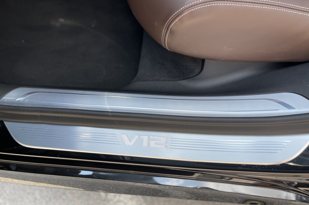 BMW 760 Long XDrive 2021 photo 8