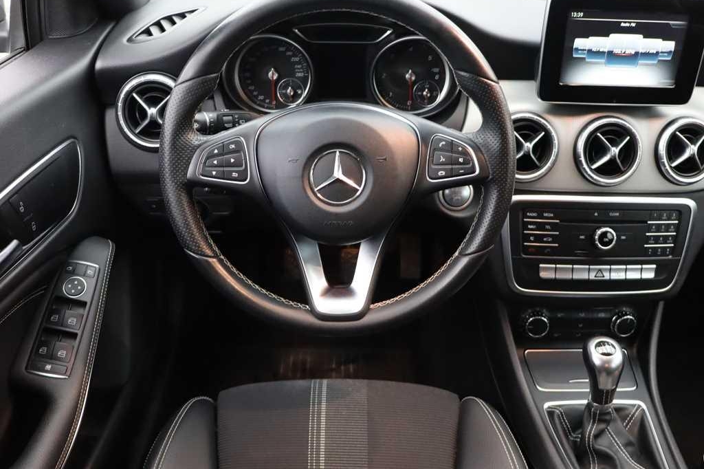 Mercedes-Benz CLA 2018 фото 4