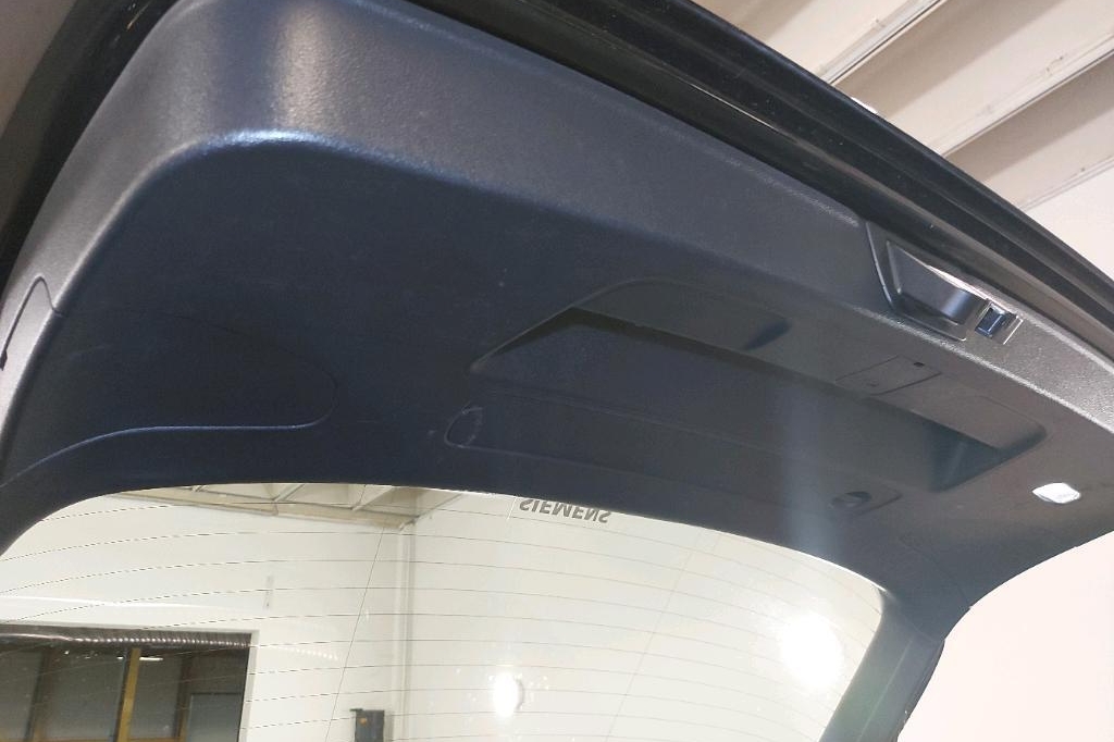 Audi A4 Avant 2017 photo 14