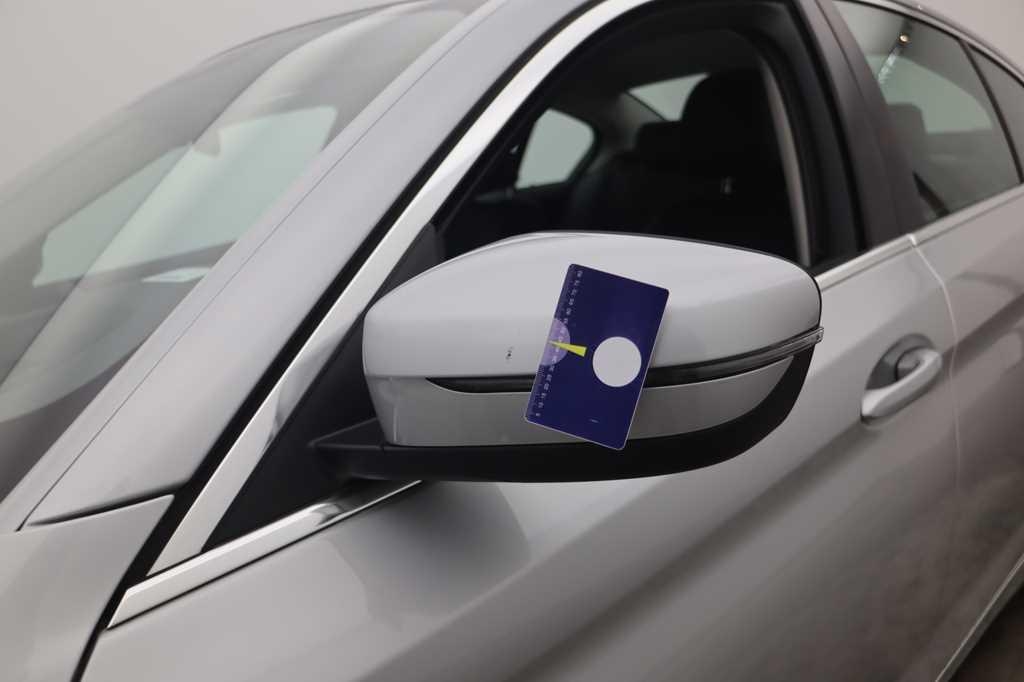 BMW 5 Series 2018 фото 7