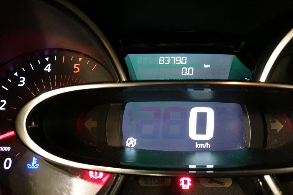 Renault Clio Grandtour 2016 фото 7