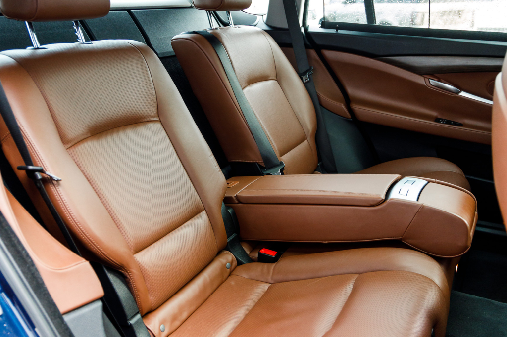 BMW 535 GT 2013 фото 16