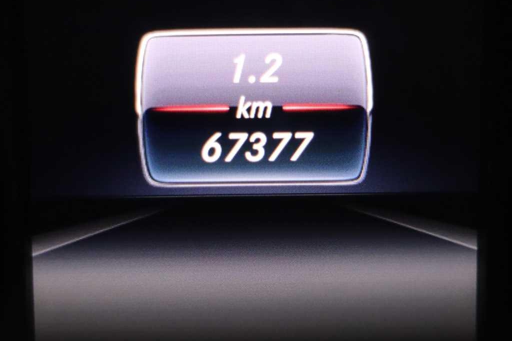 Mercedes-Benz A-Klasse 2017 photo 2