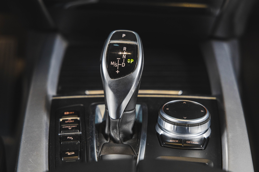 BMW X5 2016 фото 28