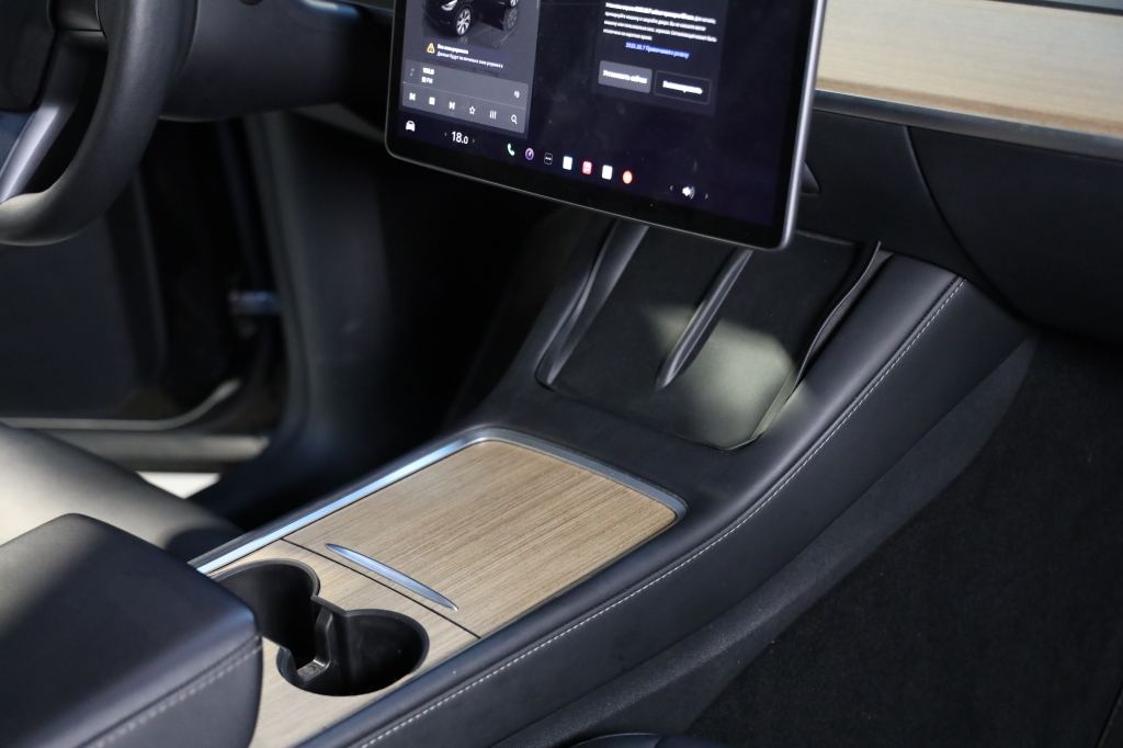 Tesla Model Y 2022 photo 38