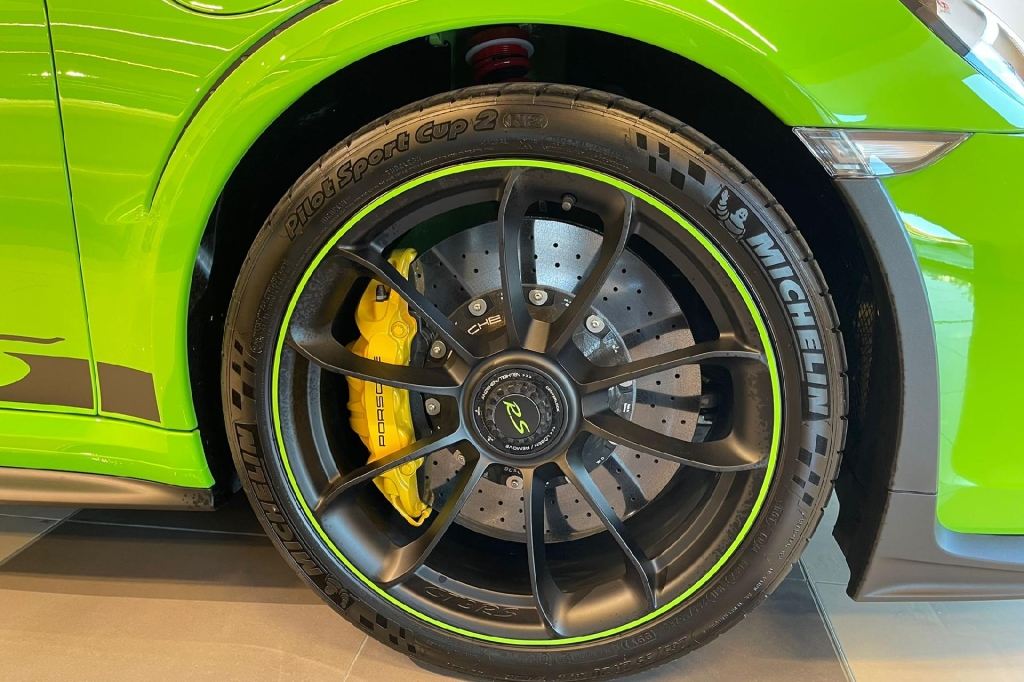 Porsche 911 GT3 RS 2018 фото 1