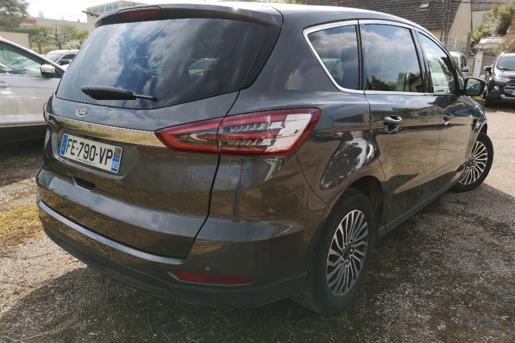 Ford S-Max 2019 фото 5