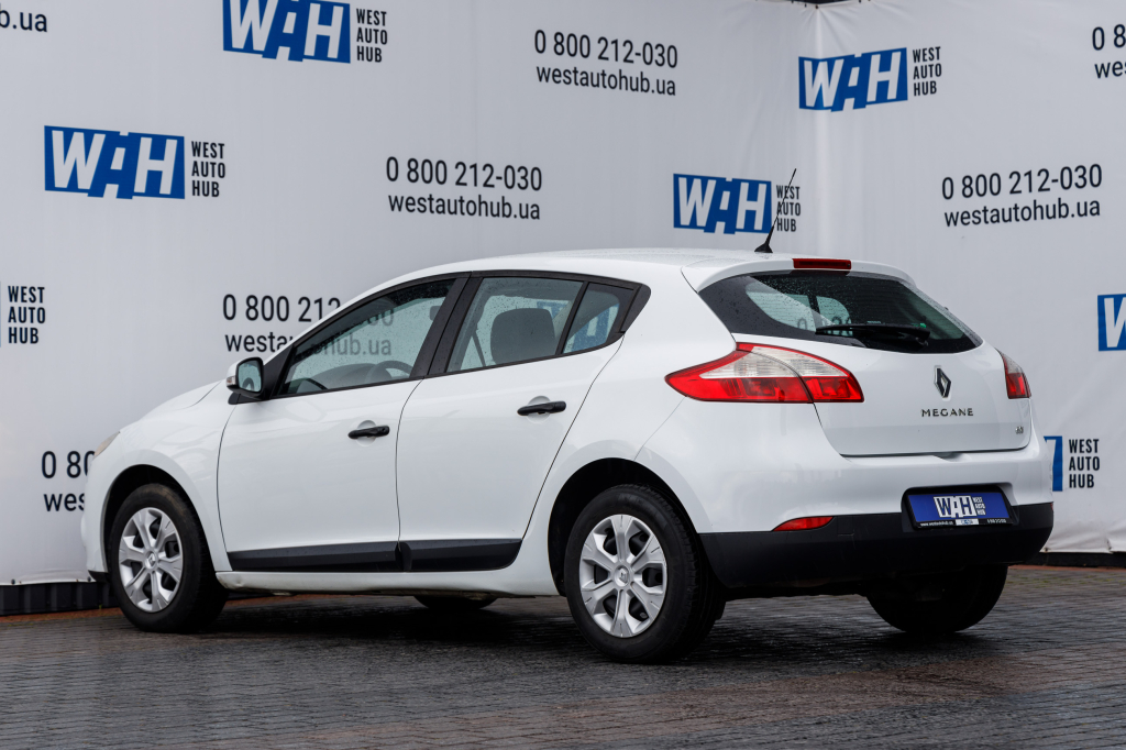 Renault Megane 2010 photo 21