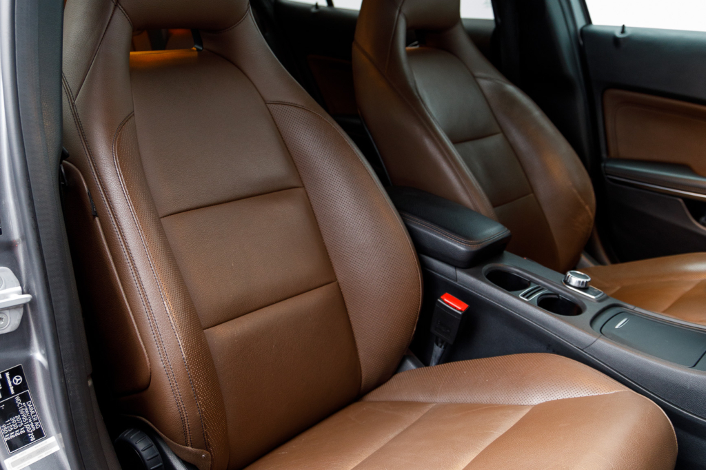 Mercedes-Benz GLA 220 4MATIC photo 25