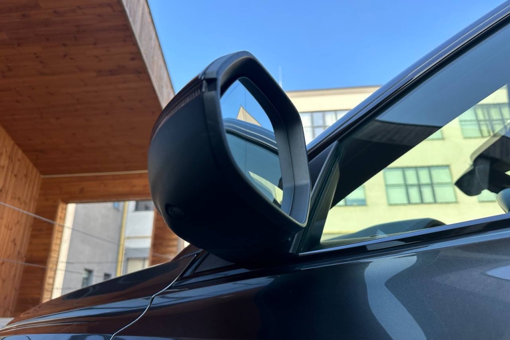 Audi Q8 55 TFSI 2019 фото 8