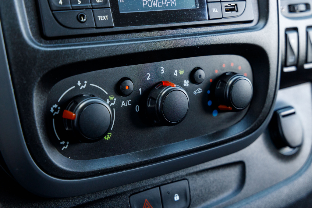 Renault Trafic пасс. 2015 photo 12