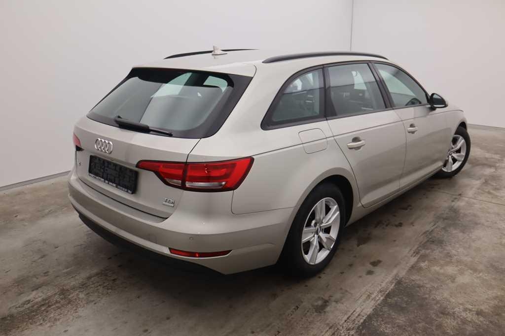 Audi A4 Avant 2016 фото 2