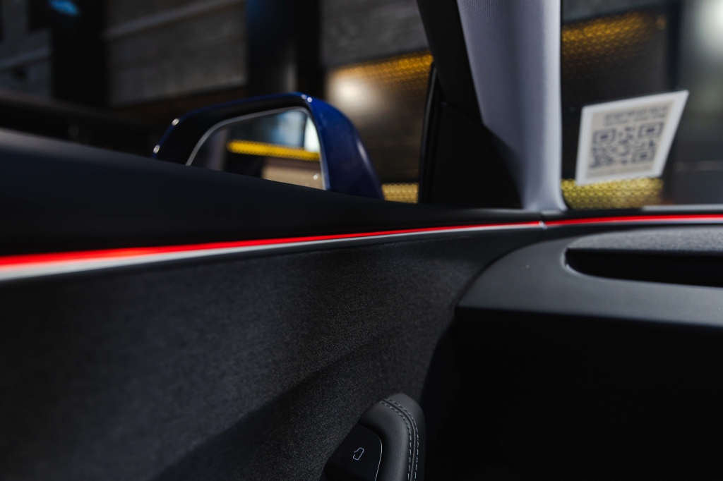 Tesla Model 3 2024 фото 23