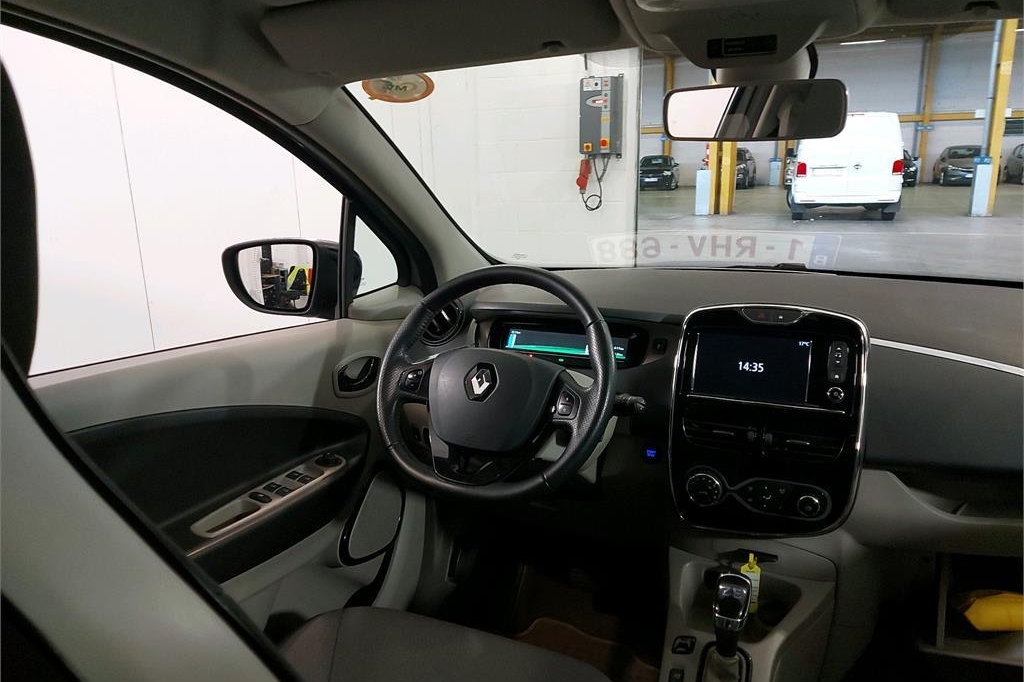 Renault Zoe 2017 фото 4