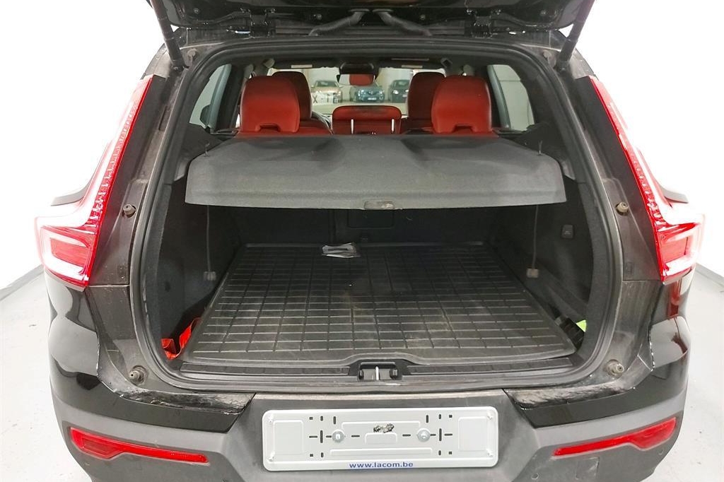 Volvo XC40 2020 photo 3