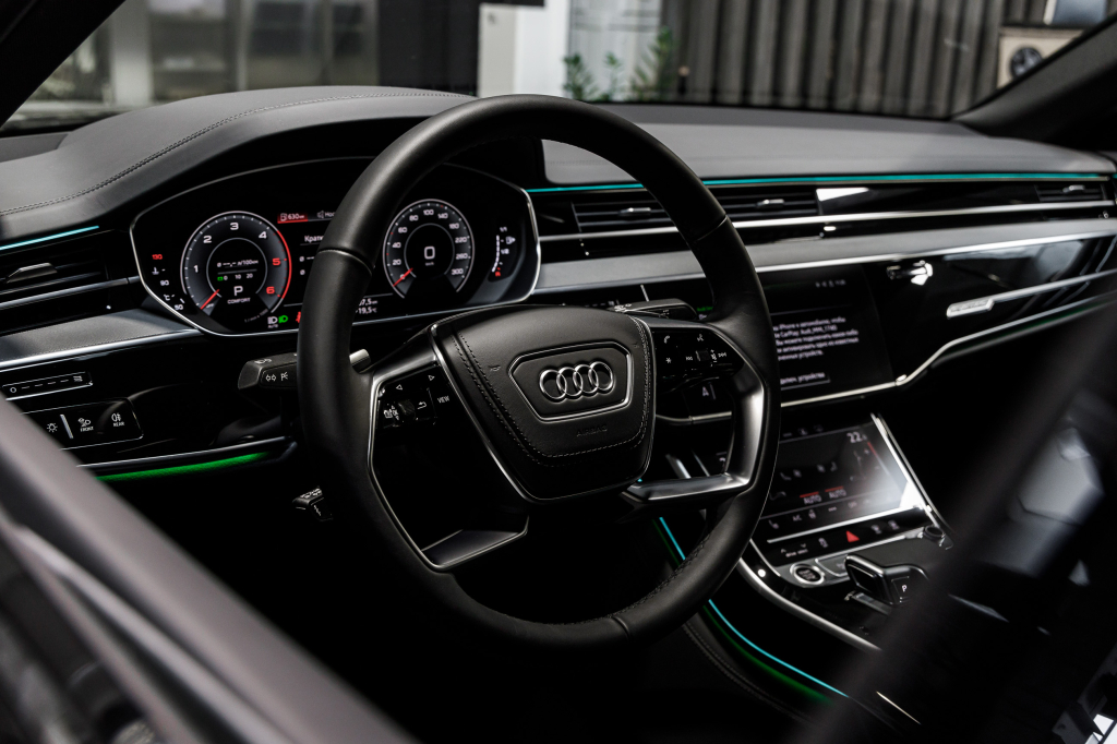 Audi A8 2020 photo 20