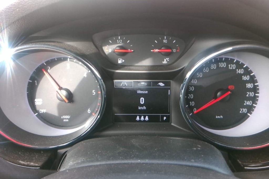 Opel Astra 2020 фото 1