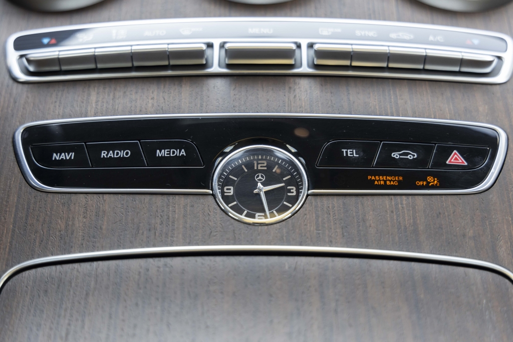 Mercedes-Benz C-Class C300 4Matic 2019 фото 53