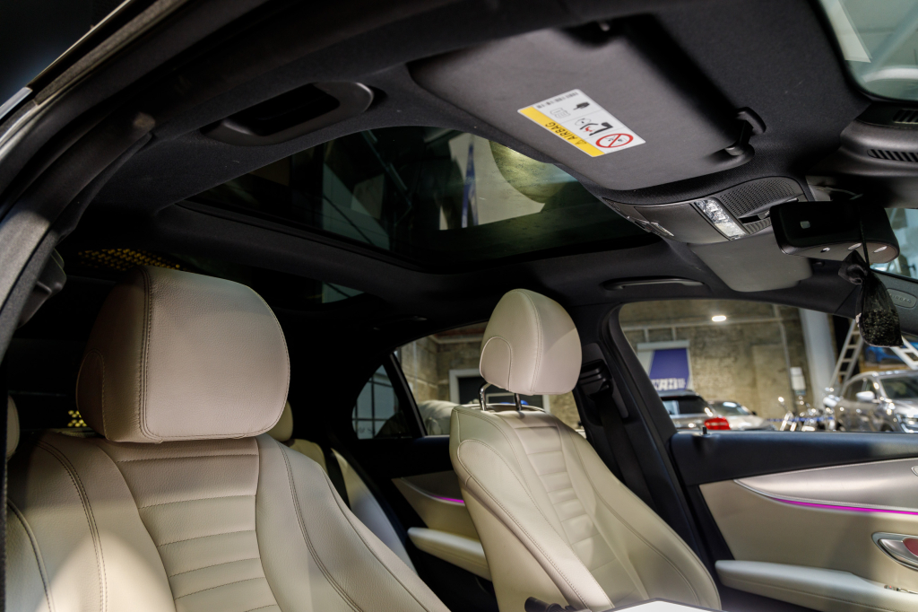 Mercedes-Benz E 200 4Matic AMG Line фото 22