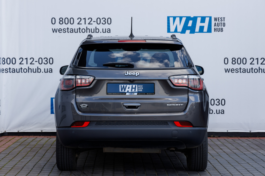 Jeep Compass 2018 photo 12