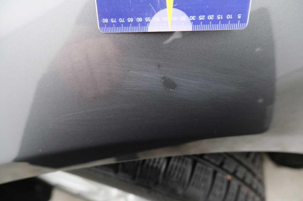 Jaguar XE 2015 фото 38