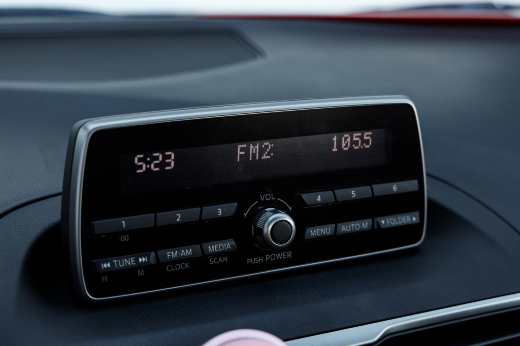 Mazda 3 SV 2014 photo 23