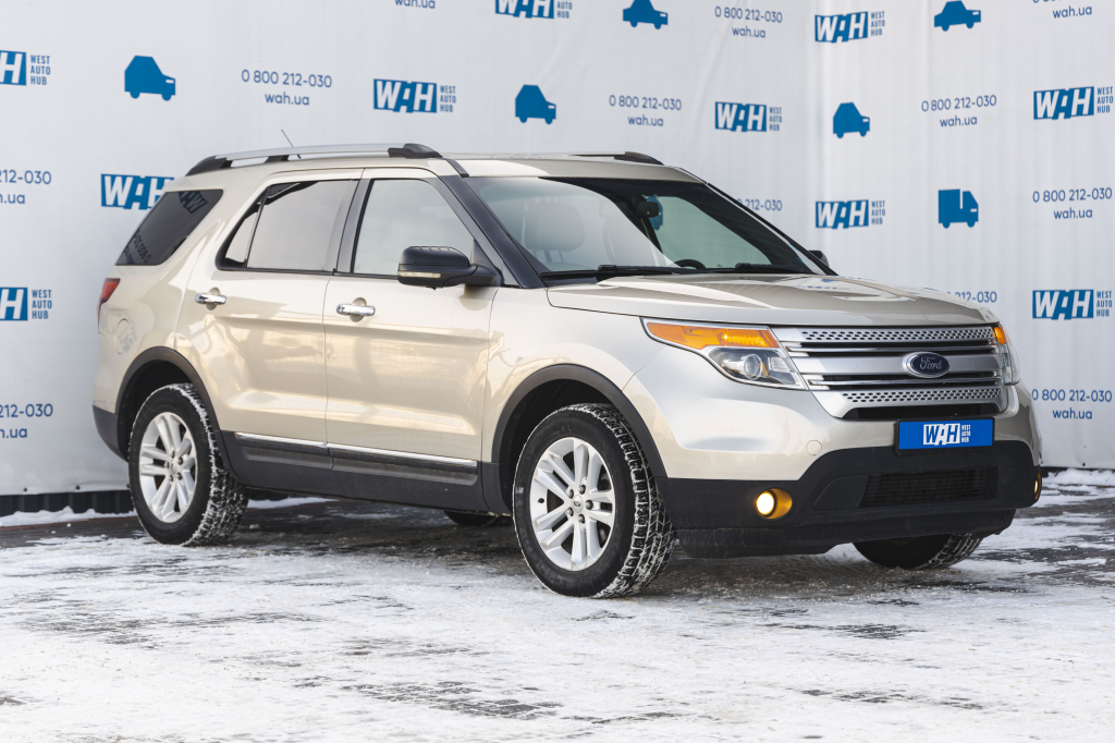 Ford Explorer XLT 2011 фото 4
