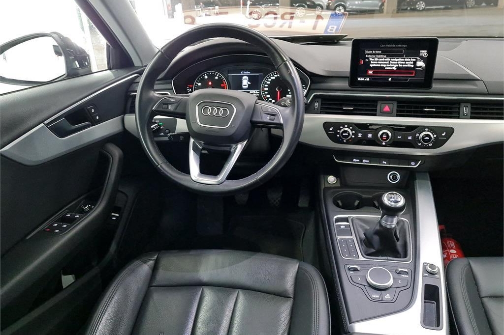 Audi A4 Avant 2016 фото 7