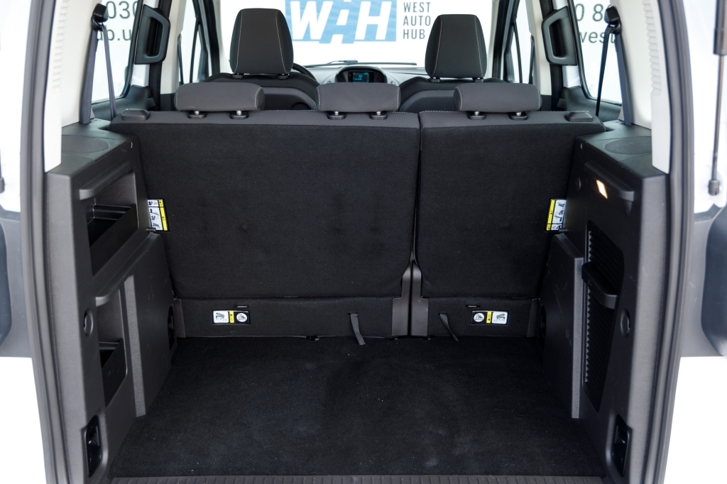 Ford Courier 2017 фото 25