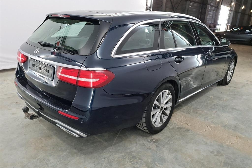 Mercedes-Benz E-Klasse 2017 фото 4