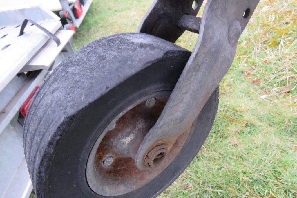 Blyss Anhänger Jupiter 2017 photo 11