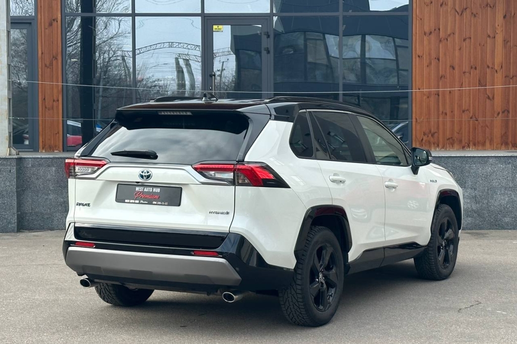 Toyota RAV4 EV Hybrid 2020 photo 5