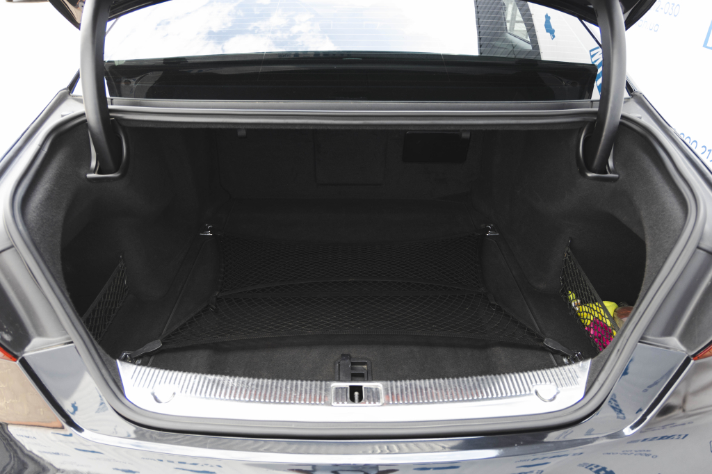 Audi A8 2015 фото 43