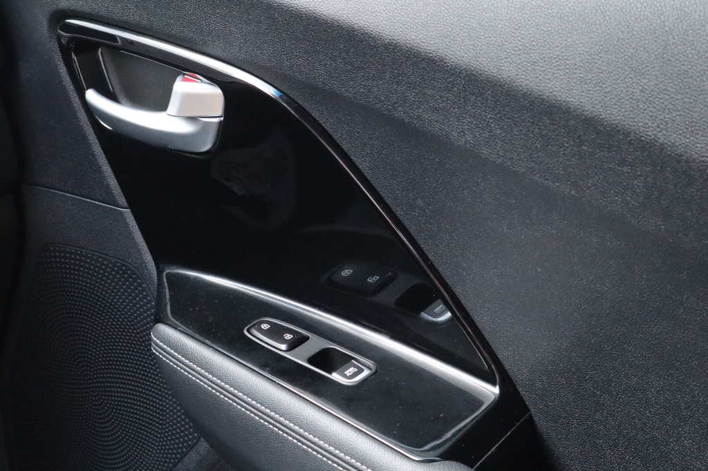 Kia Niro 2017 photo 18