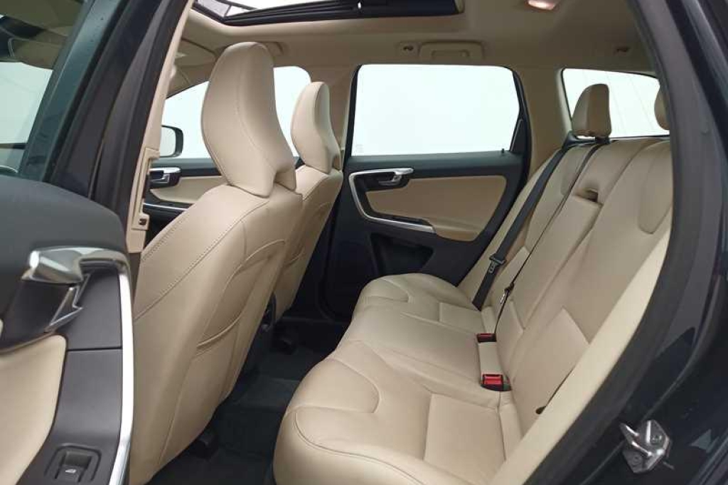 Volvo XC60 2016 photo 3