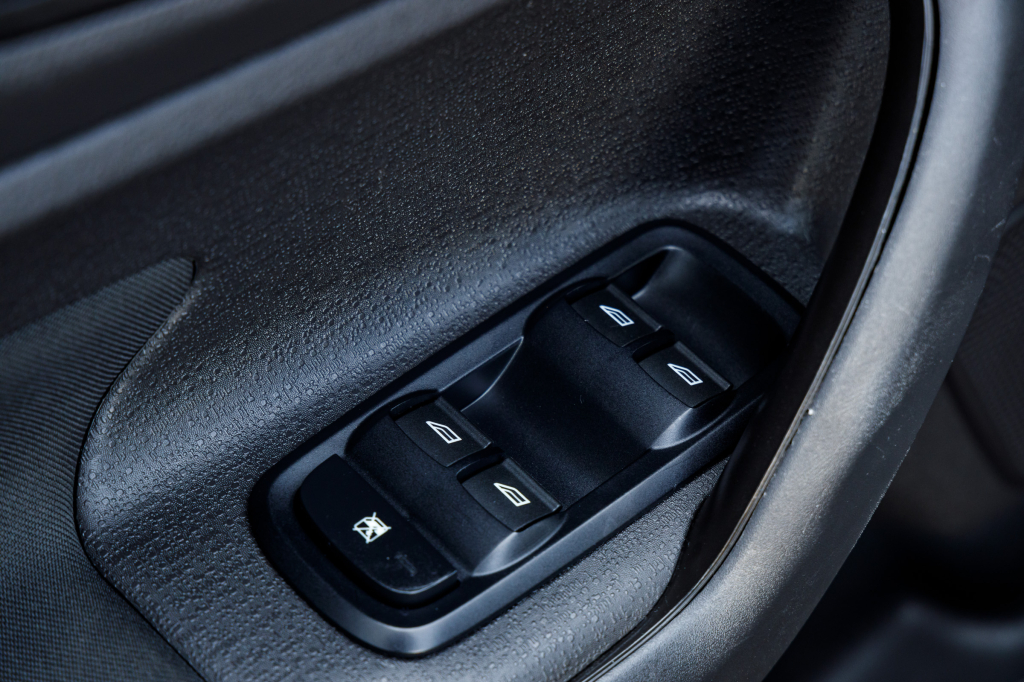 Ford Fiesta SE 2019 фото 18