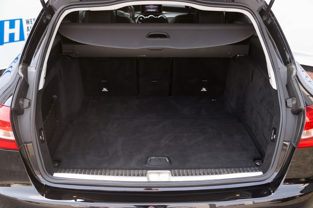 Mercedes-Benz C 200 Avantgarde 2016 фото 32