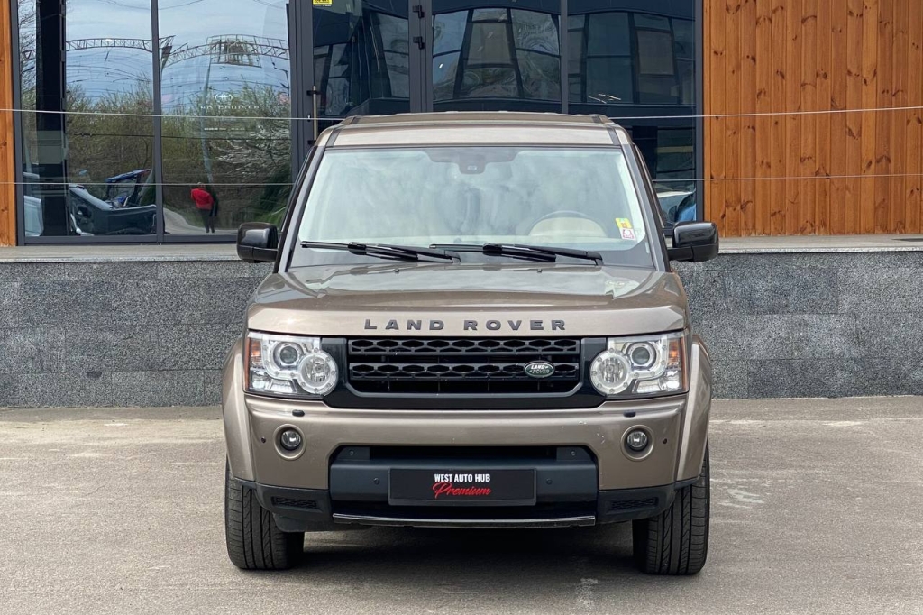 Land Rover Discovery 2012 фото 1