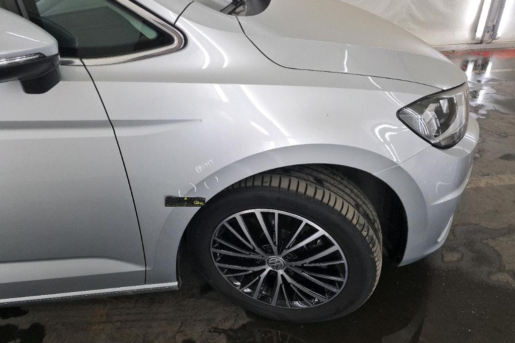 Volkswagen Touran 2020 фото 14