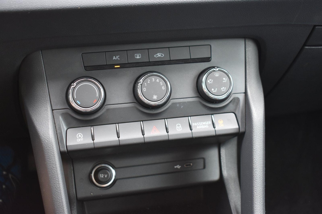 Skoda Karoq 2020 photo 1