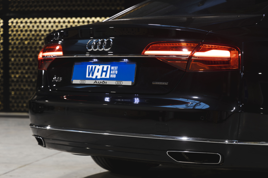 Audi A8 2015 фото 7