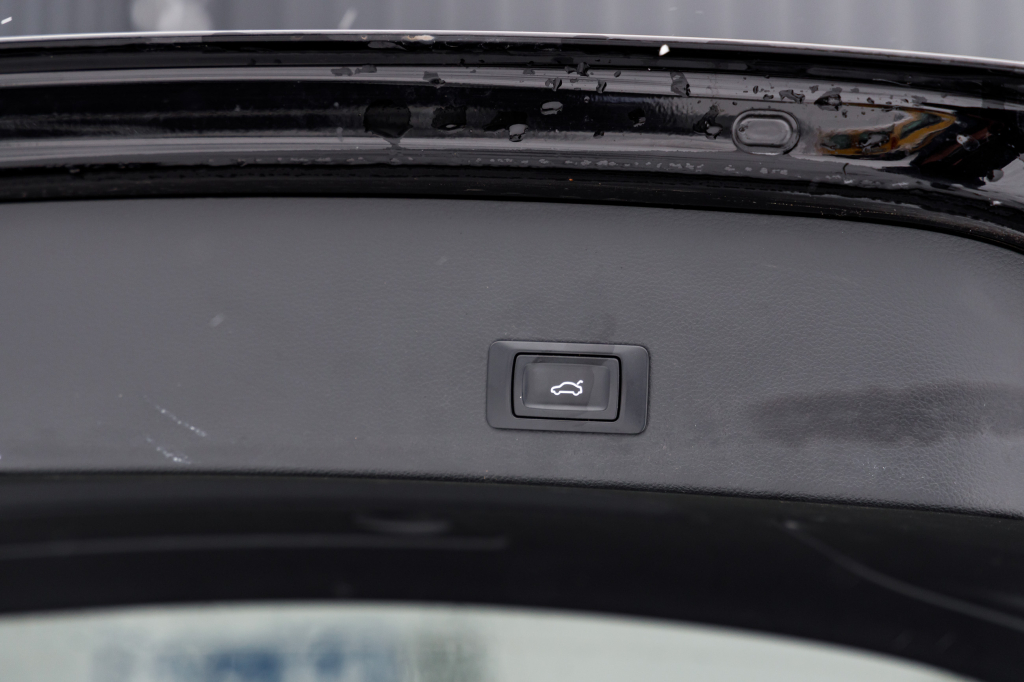 Audi A6 Avant 3.0 TDI 2015 фото 21