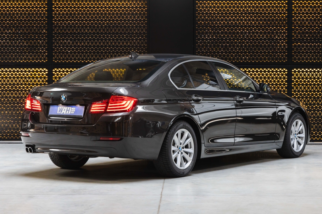 BMW 5 Series 2015 photo 7