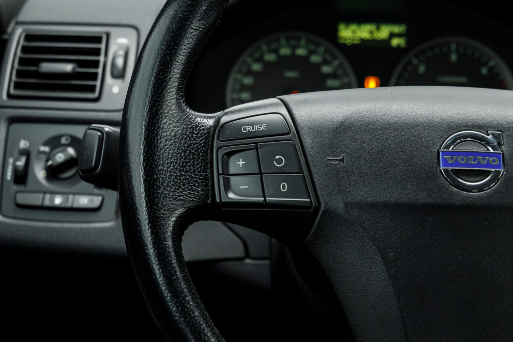 Volvo V50 2007 photo 1