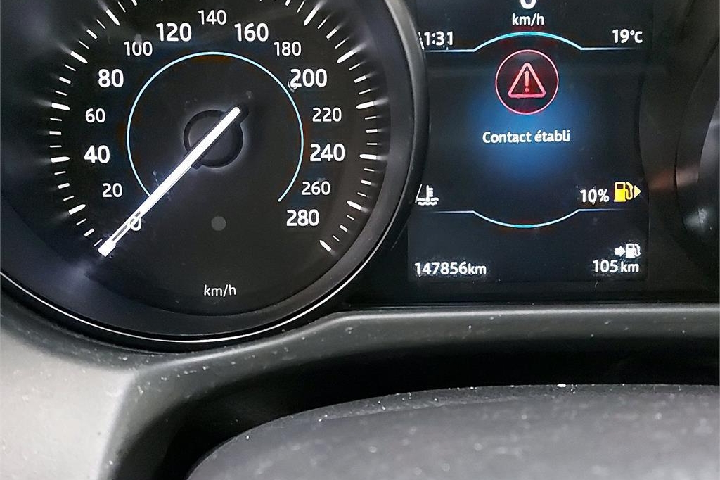 Jaguar XF 2018 фото 4