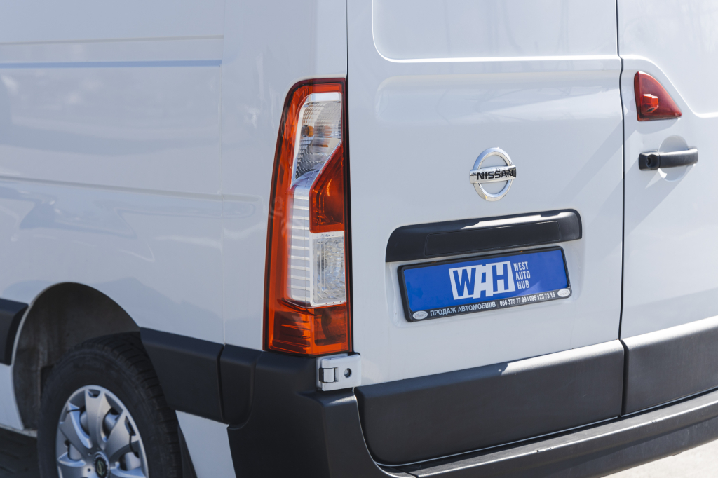 Nissan NV400 2017 photo 11