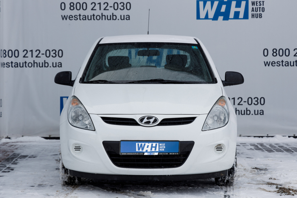 Hyundai i20 photo 1