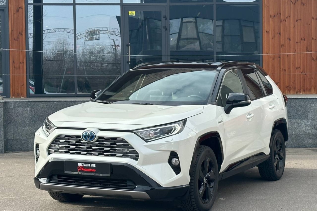 Toyota RAV4 EV Hybrid 2020 photo 2