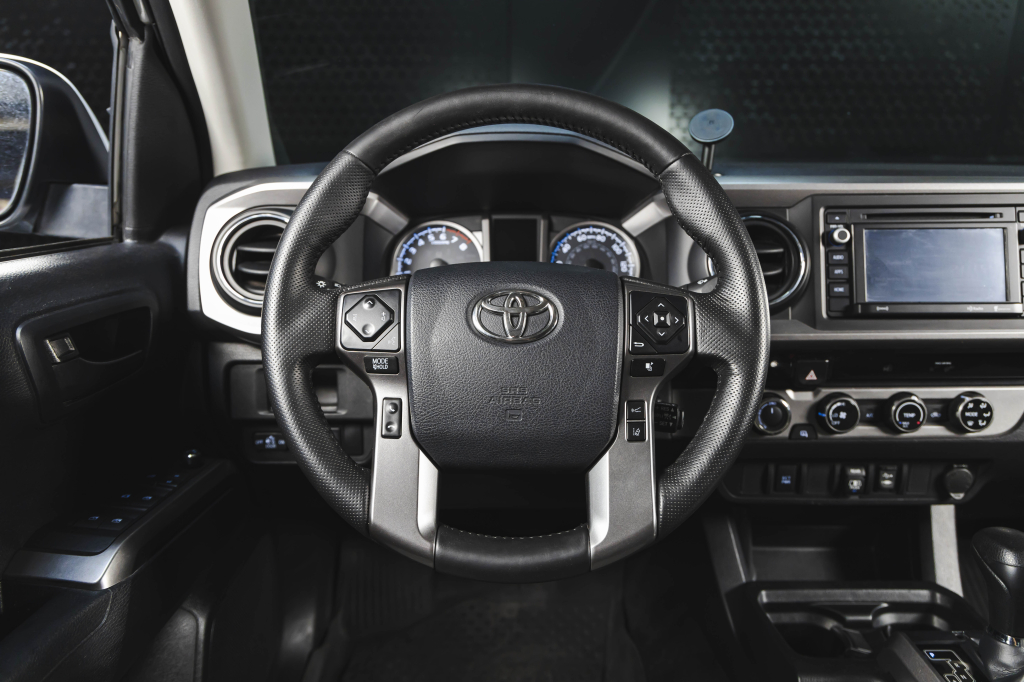 Toyota Tacoma 2018 фото 22